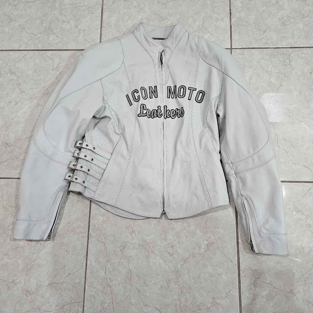 New Icon womens leather pants and jacket.